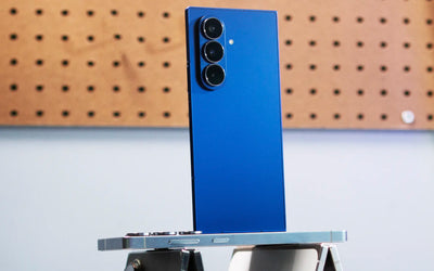 OtterBox vs The Z Fold Case — Bulk Armor vs Smart Protection for Z Fold 7