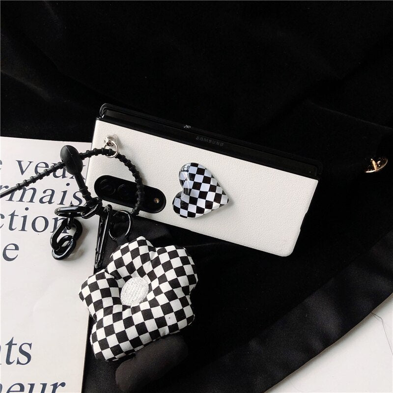 Retro Checkerboard Pattern Crystal Clear Heart PU Leather Phone Case For Samsung Galaxy Z Fold 4
