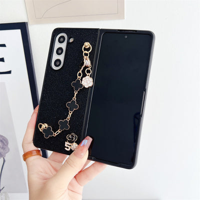 Fashion Four leaf Clover Bracelet Chain Phone Case For Samsung Galaxy Z Fold